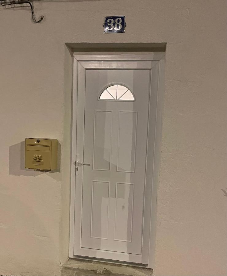 Maison Meublee Avec Parking Moulins  Exteriör bild